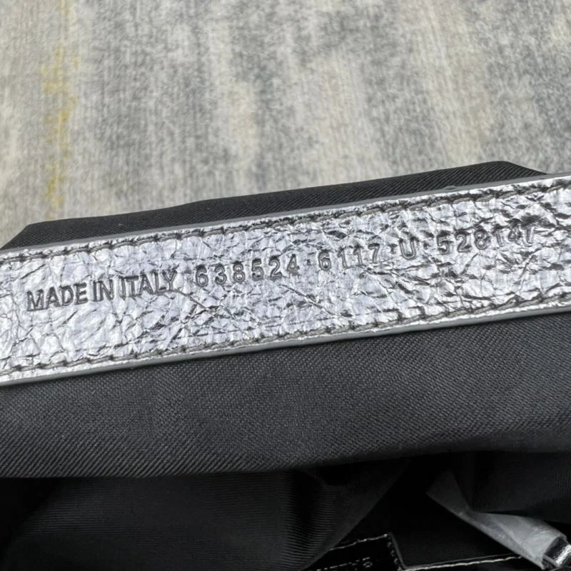 Balenciaga Retro Motorcycle-Inspired Half Moon Dumpling Bag Attractive 38363