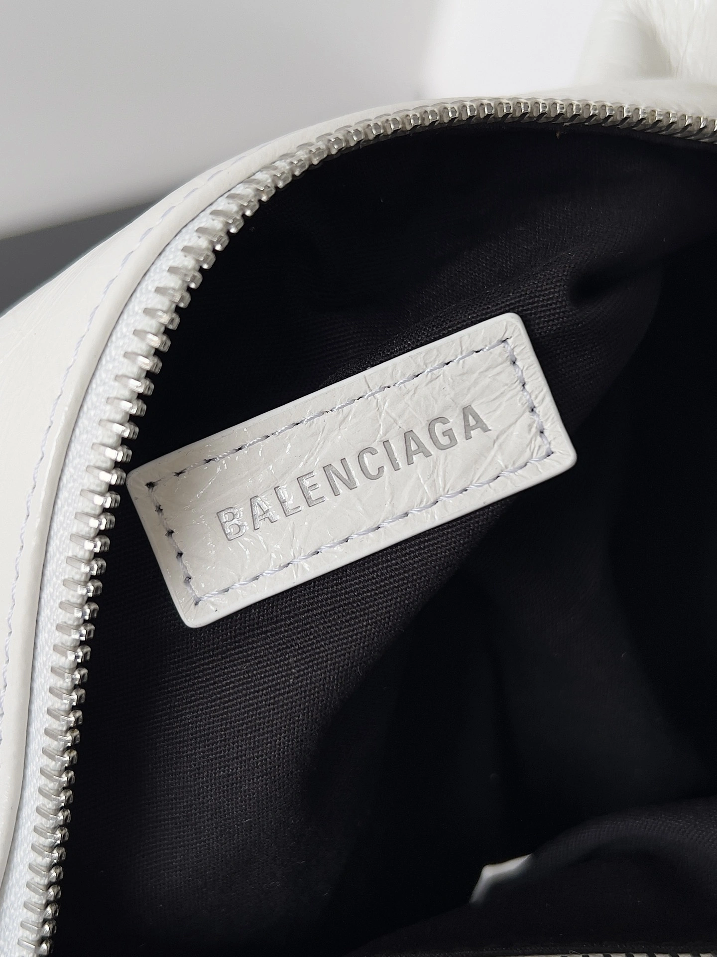 Balenciaga Retro Sheepskin Multi- Punk Tote Bag Unisex 64669