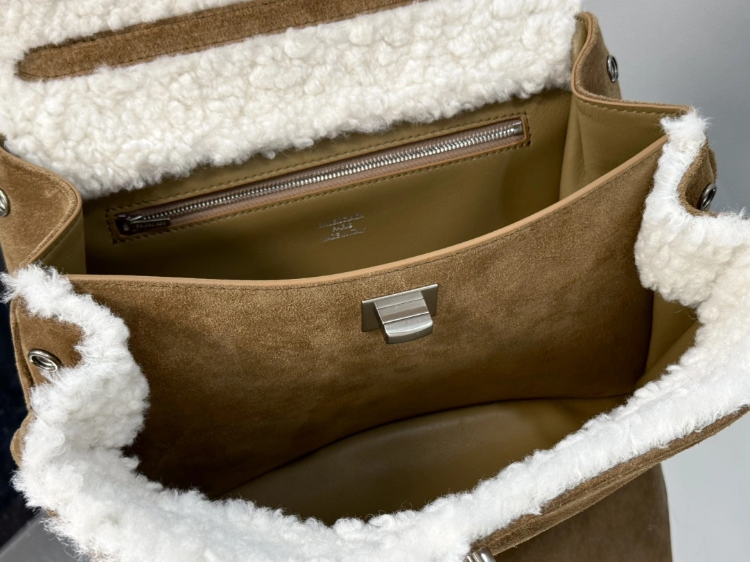 Balenciaga Rodeo  Suede Handbag - Autumn Winter Tailored 60929