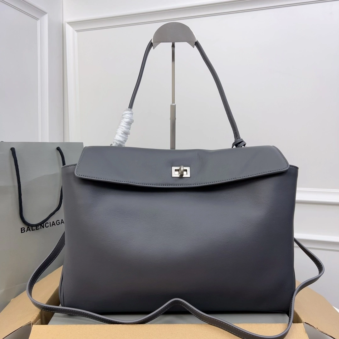 HighQuality Balenciaga Rodeo Luxe Leather Tote -  Black Elegance 60924