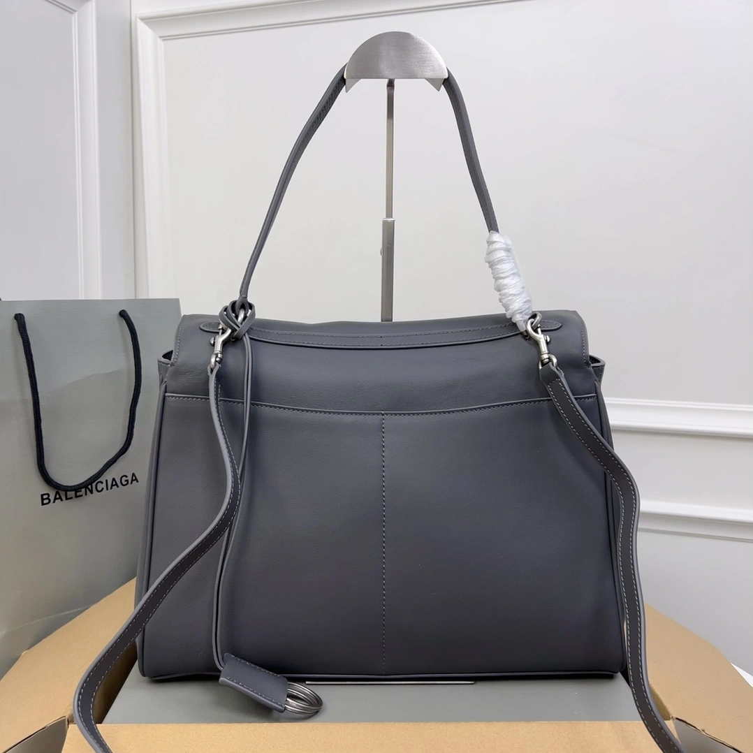 HighQuality Balenciaga Rodeo Luxe Leather Tote -  Black Elegance 60924