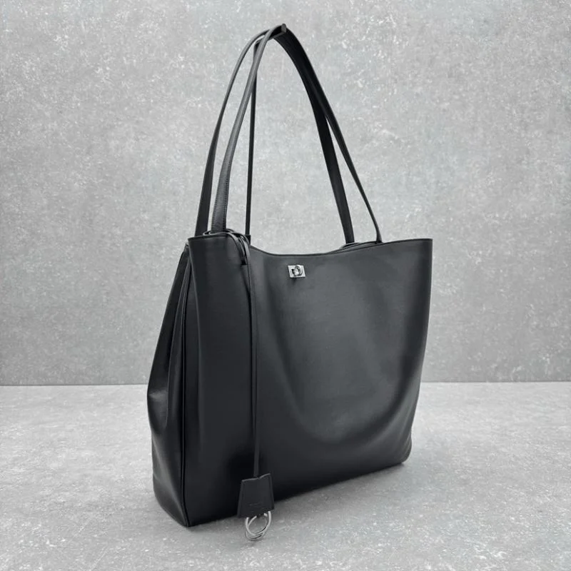 HighPerformance Balenciaga Rodeo Luxe Open-Top Tote with Metal Turn-Lock 38249