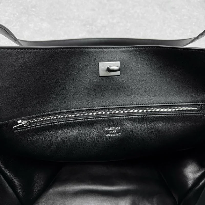 HighPerformance Balenciaga Rodeo Luxe Open-Top Tote with Metal Turn-Lock 38249