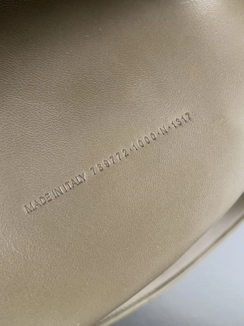 Balenciaga Rodeo Luxe Oversized Bag - Effortless  Style Cozy 69962