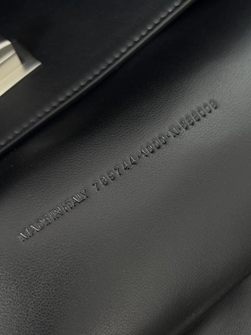 Stylish Balenciaga Rodeo Luxe Oversized  Bag - Effortless Chic 69930