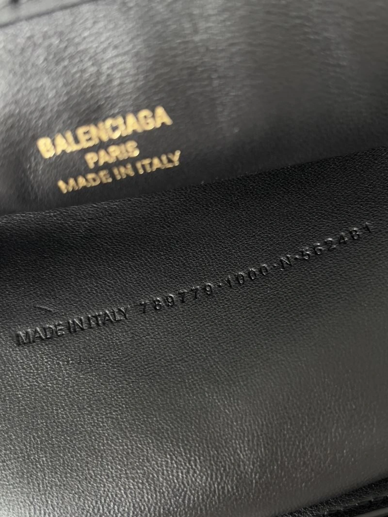 Contemporary Balenciaga Rodeo Luxe Oversized  Bag - Effortless Elegance 69957