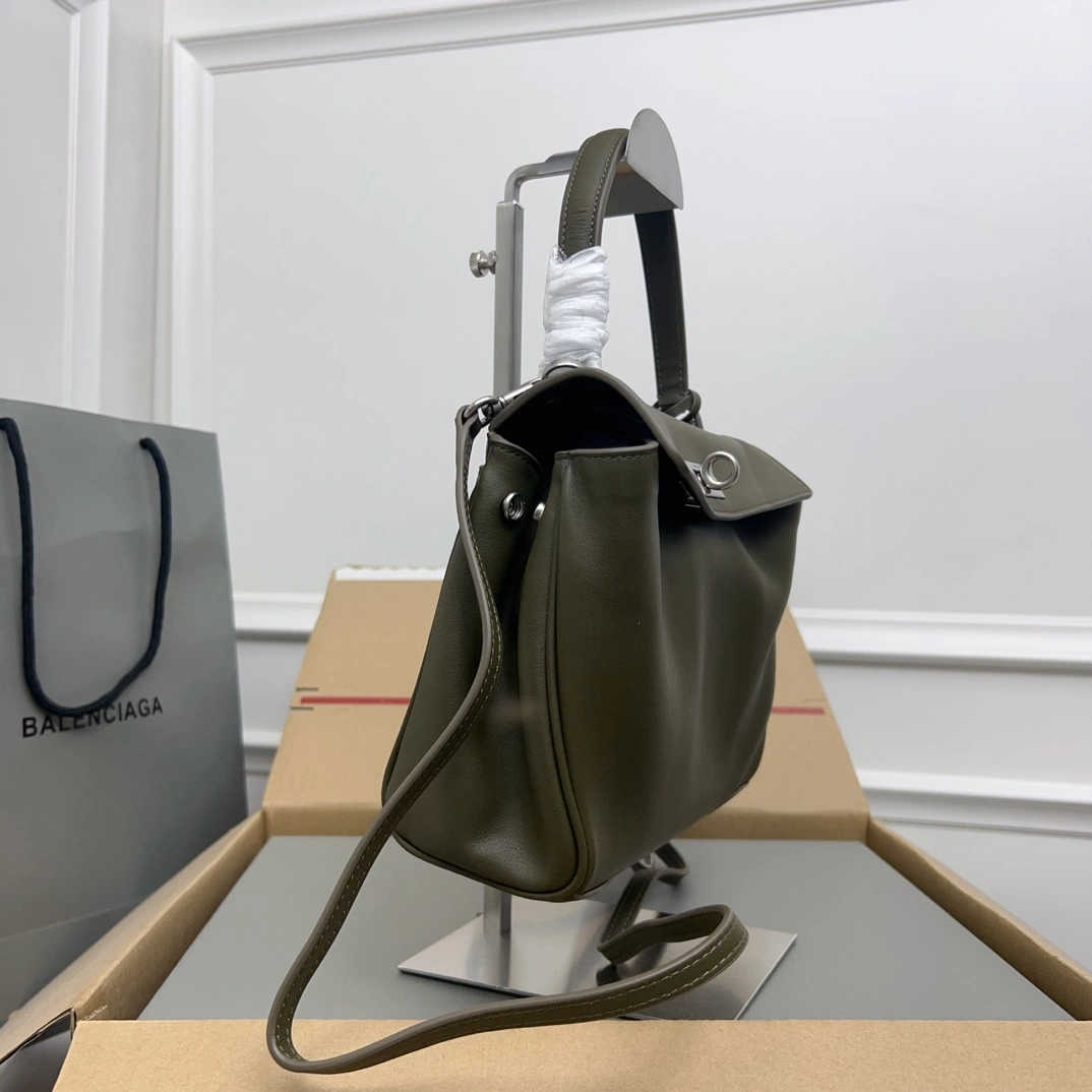 FashionForward Balenciaga Rodeo Luxe Oversized  Bag 60911
