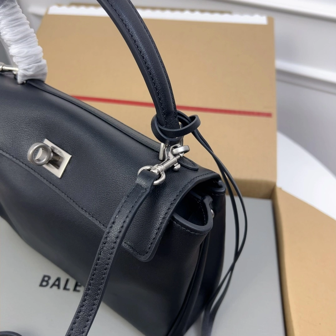 Balenciaga Rodeo Luxe  Oversized Bag - Effortless Chic Affordable 60908