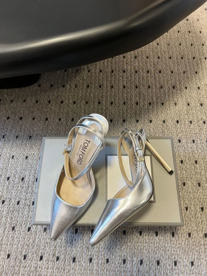Sophisticated Balenciaga Sandals 16908