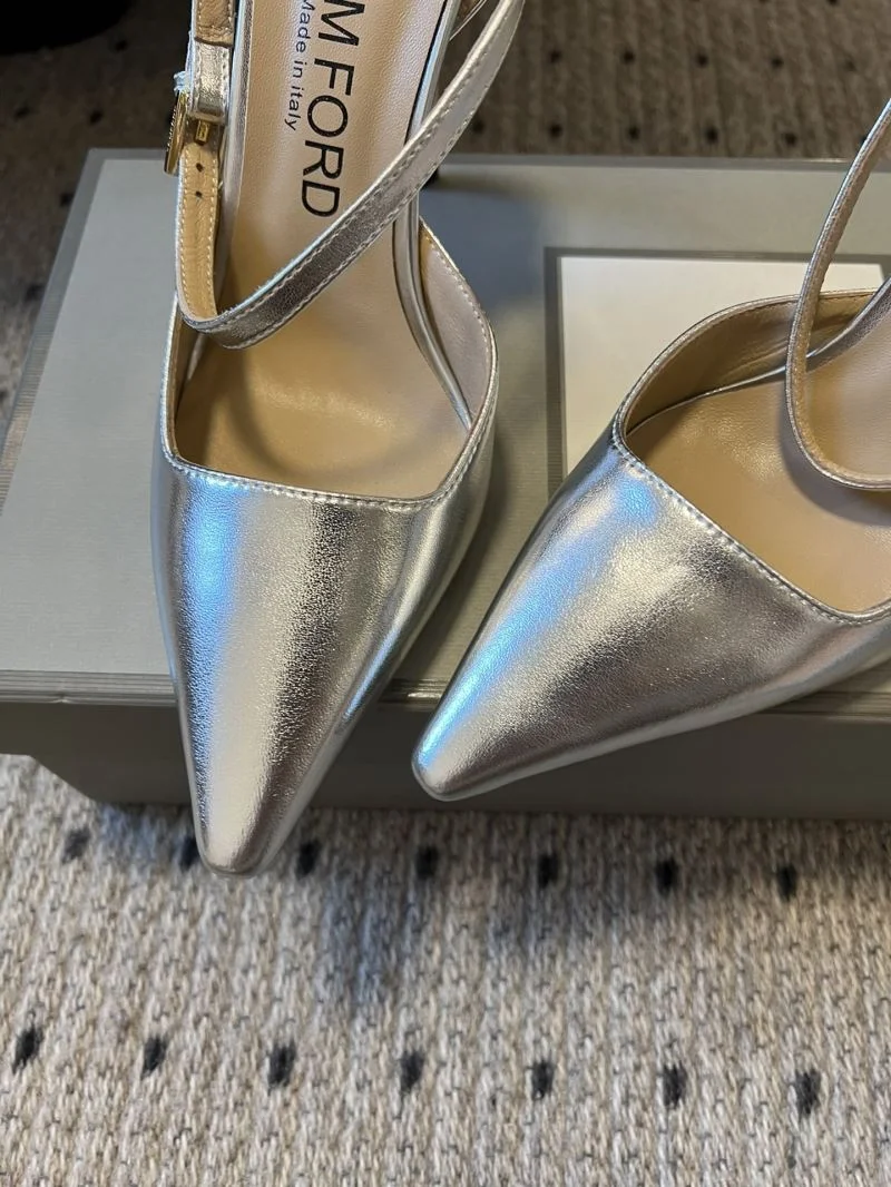 Sophisticated Balenciaga Sandals 16908