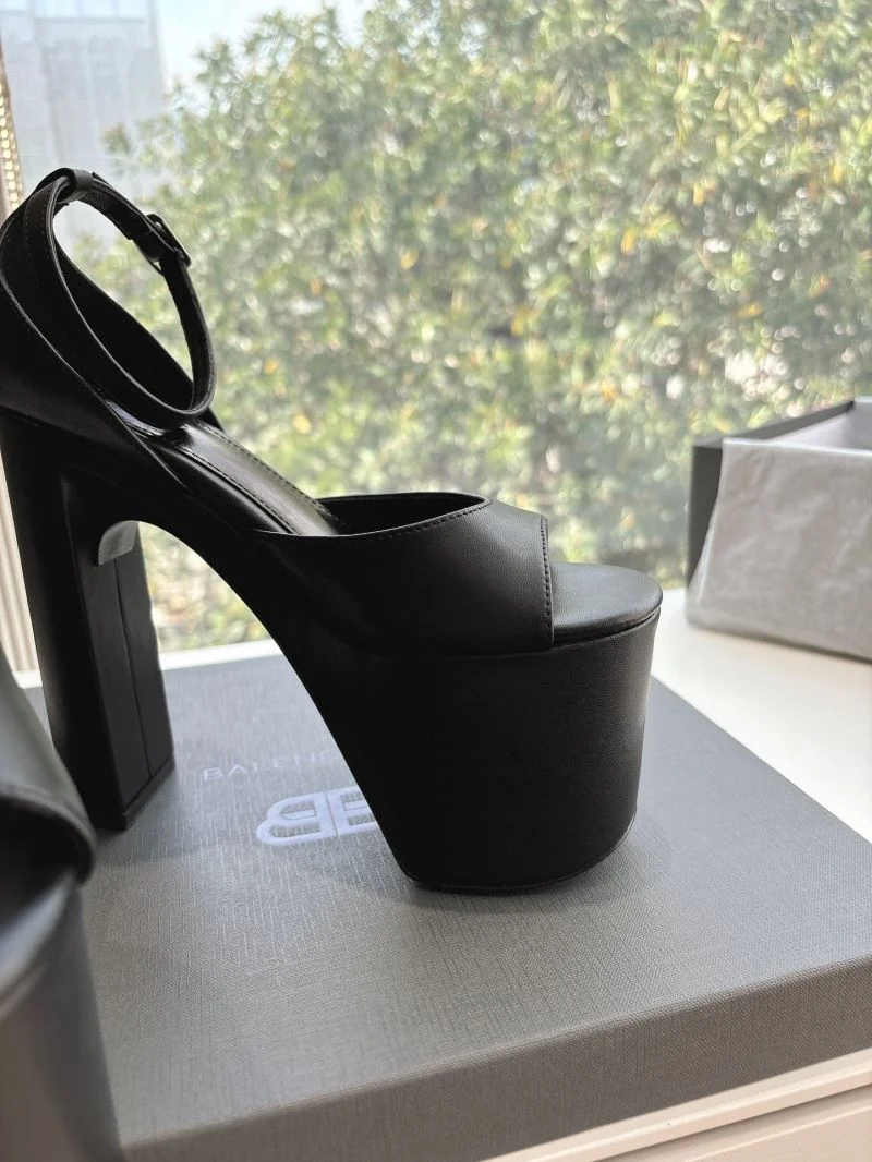 Balenciaga Sandals Unisex 16798