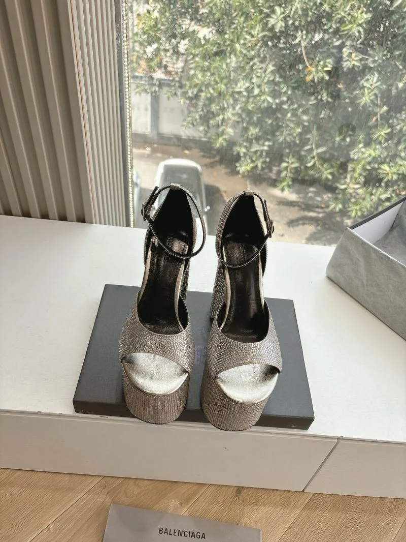 Balenciaga Sandals OnTrend 16793
