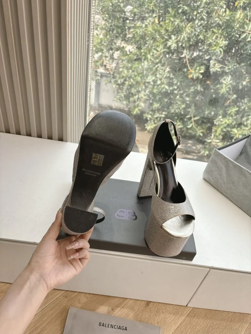 Balenciaga Sandals OnTrend 16793