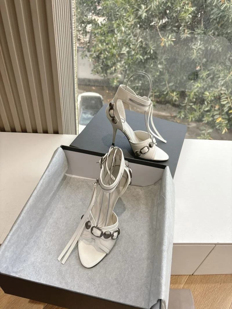 Elegant Balenciaga Sandals 16855