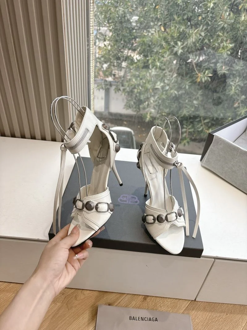Elegant Balenciaga Sandals 16855