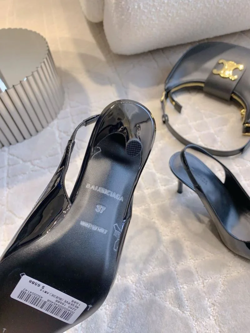WaterResistant Balenciaga Sandals 17039