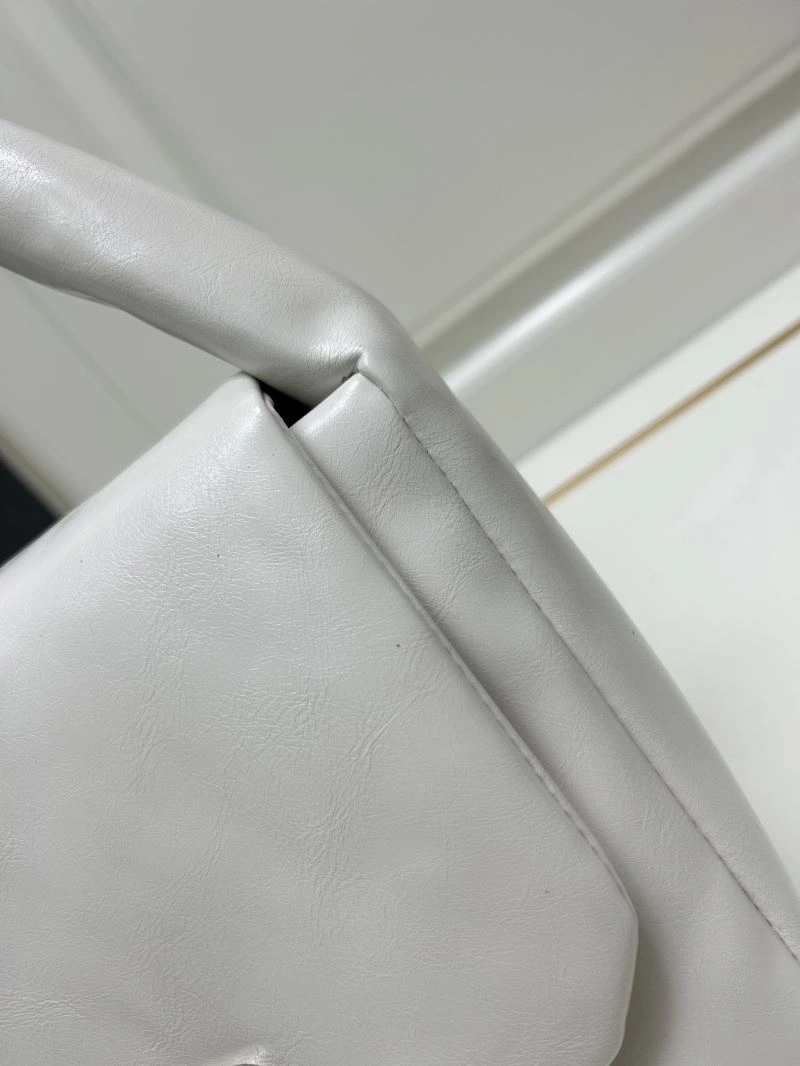 Resilient Balenciaga Satchel Bags 84837