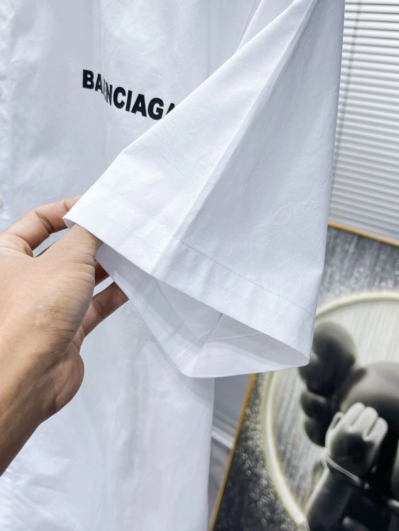 Versatile Balenciaga Shirts 97654