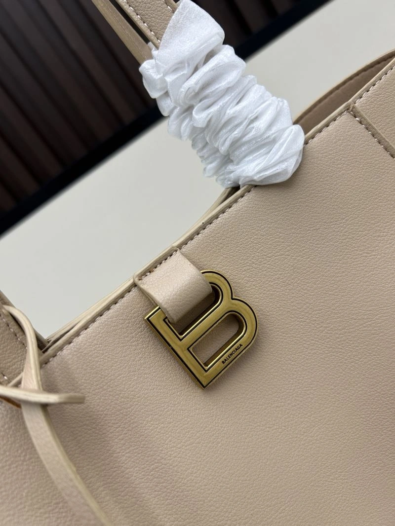 Flexible Balenciaga Shopping Bags 84801