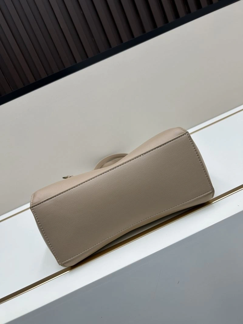 Flexible Balenciaga Shopping Bags 84801