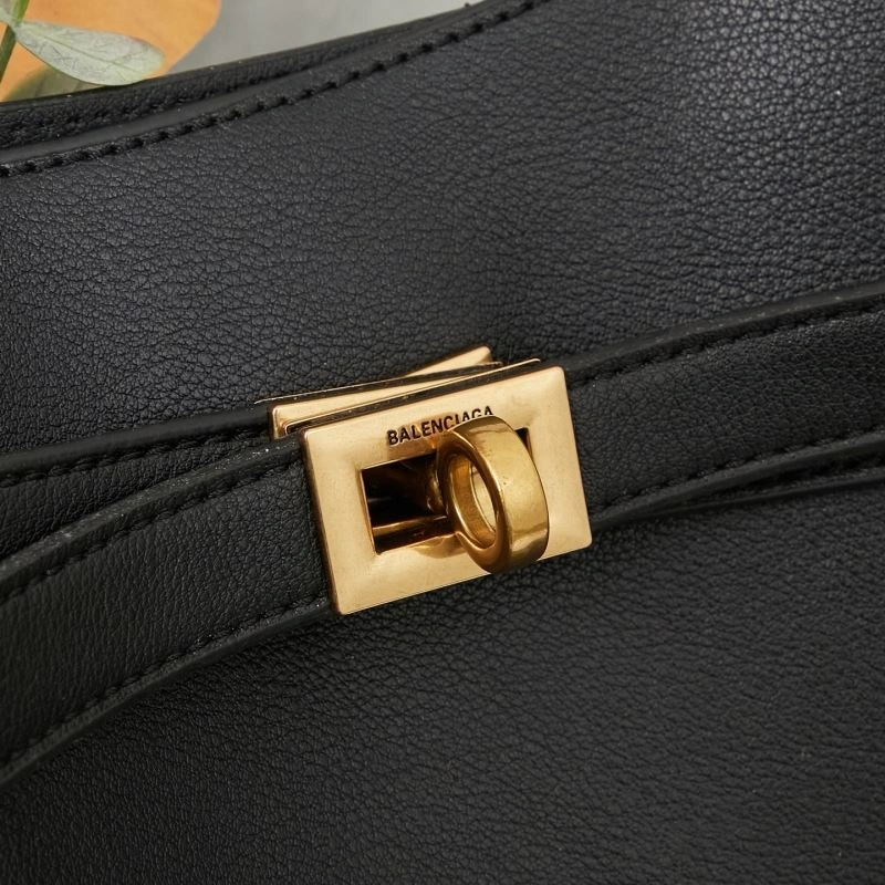 Trendsetting Balenciaga Shopping Bags 89316