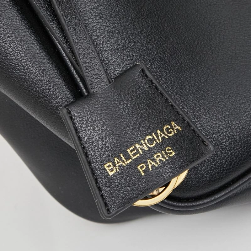 Trendsetting Balenciaga Shopping Bags 89316