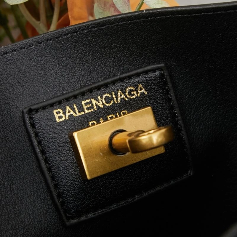 Trendsetting Balenciaga Shopping Bags 89316