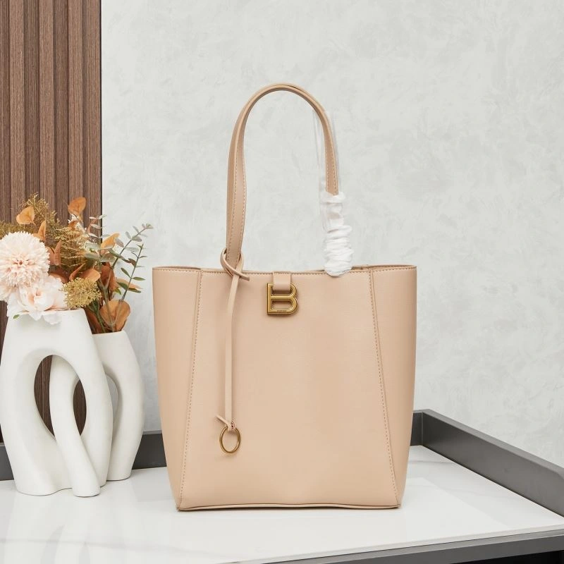 Vibrant Balenciaga Shopping Bags 89315