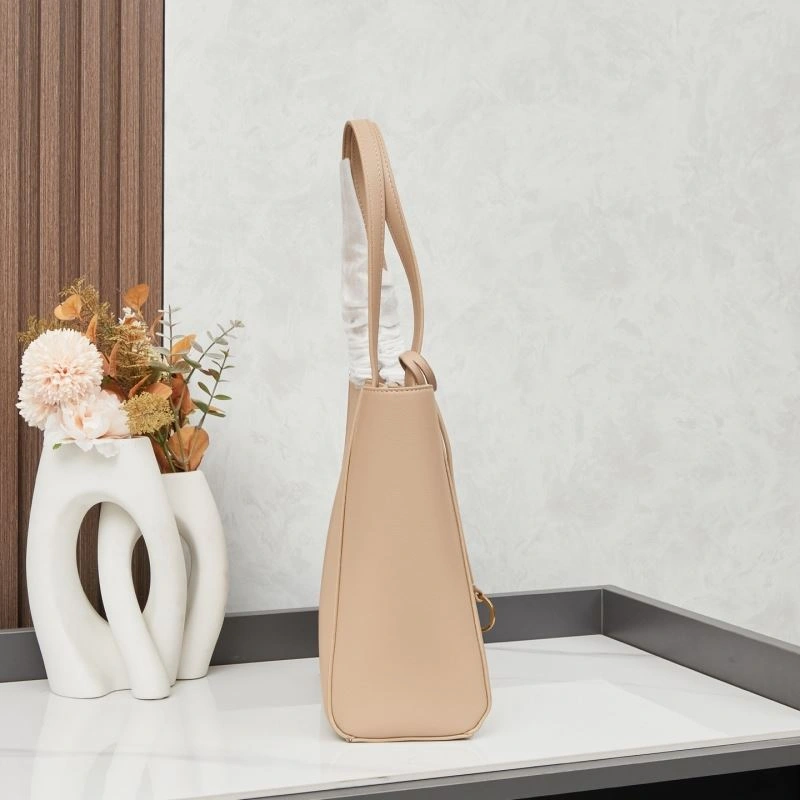 Vibrant Balenciaga Shopping Bags 89315