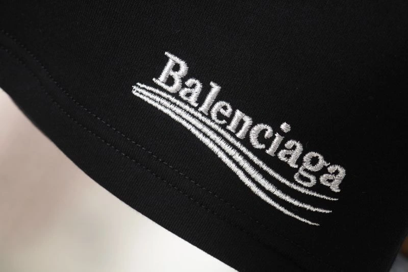 Balenciaga Short Pants Lightweight 98623