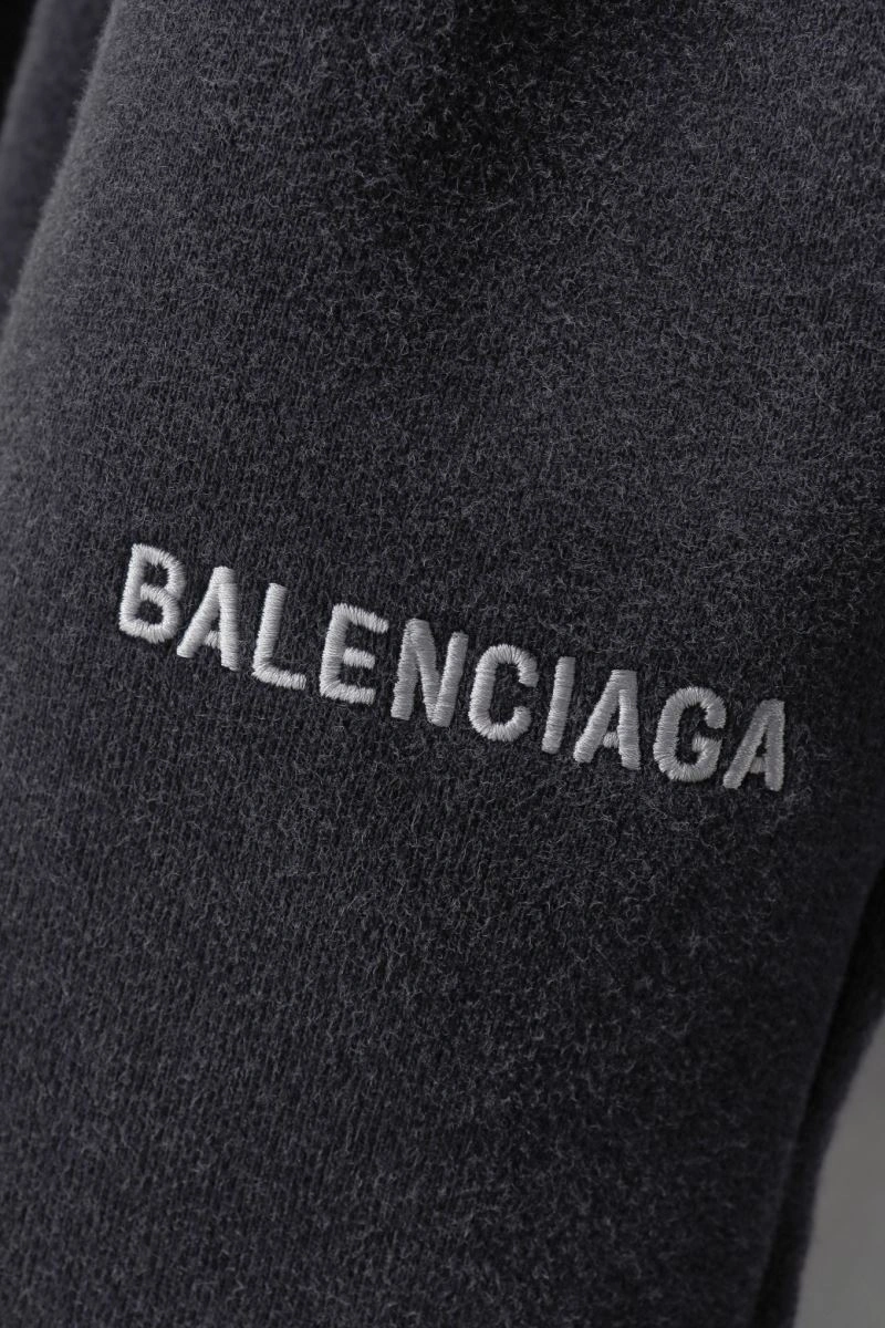 Practical Balenciaga Short Pants 98595