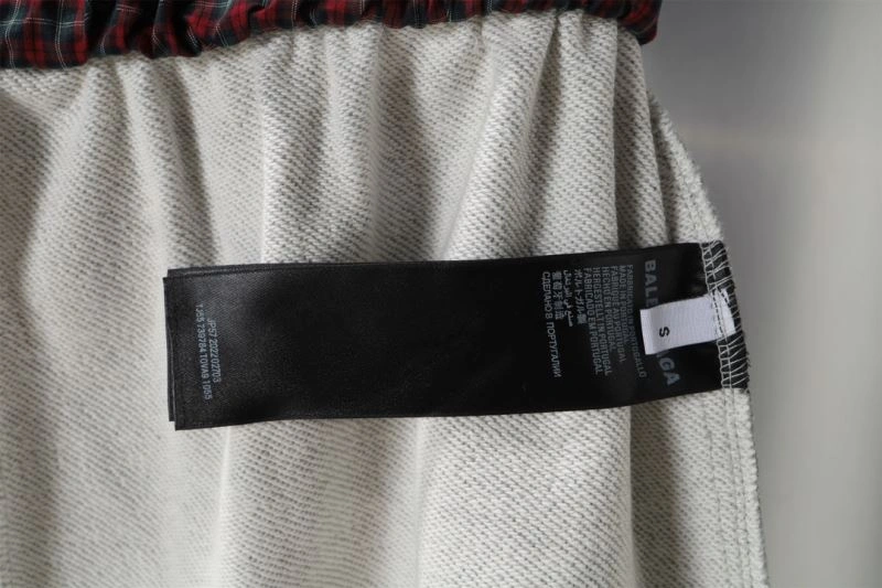 Balenciaga Short Pants UrbanChic 98622