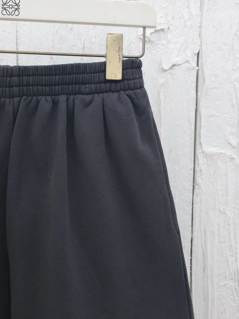 Sustainable Balenciaga Short Pants 98616