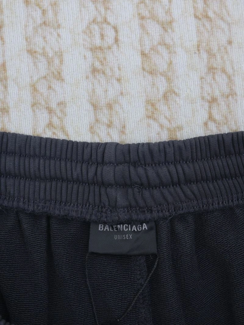 Sustainable Balenciaga Short Pants 98616
