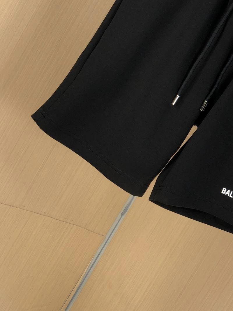Balenciaga Short Pants Sleek 97870