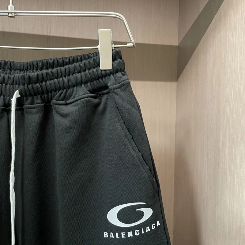 WellDesigned Balenciaga Short Pants 97666