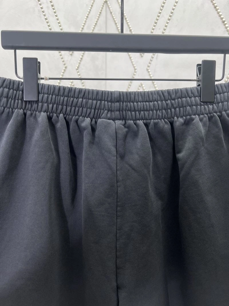Trendy Balenciaga Short Pants 97011