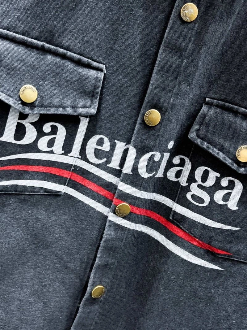Balenciaga Short Suits Flexible 97356