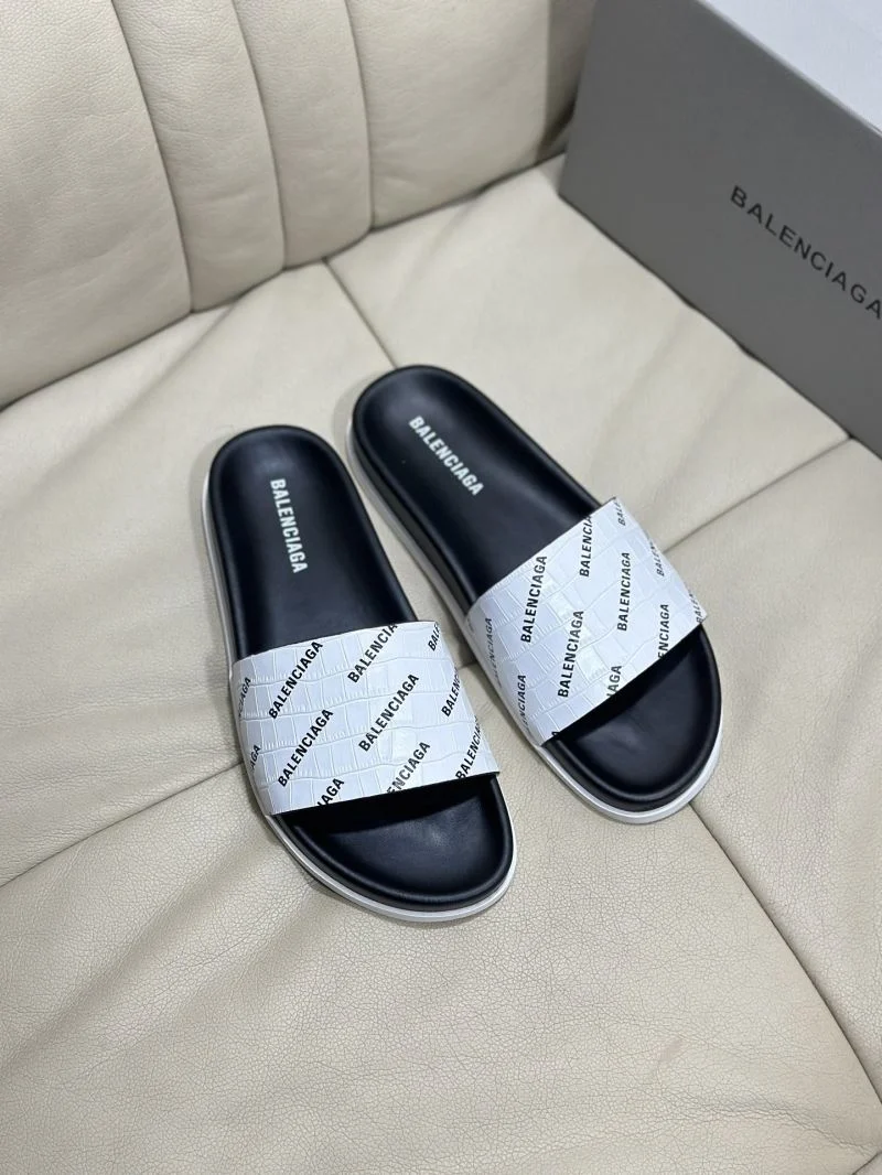 Balenciaga Slippers Trendsetting 16660