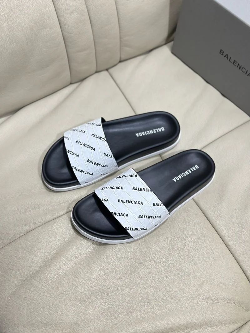 Balenciaga Slippers Trendsetting 16660