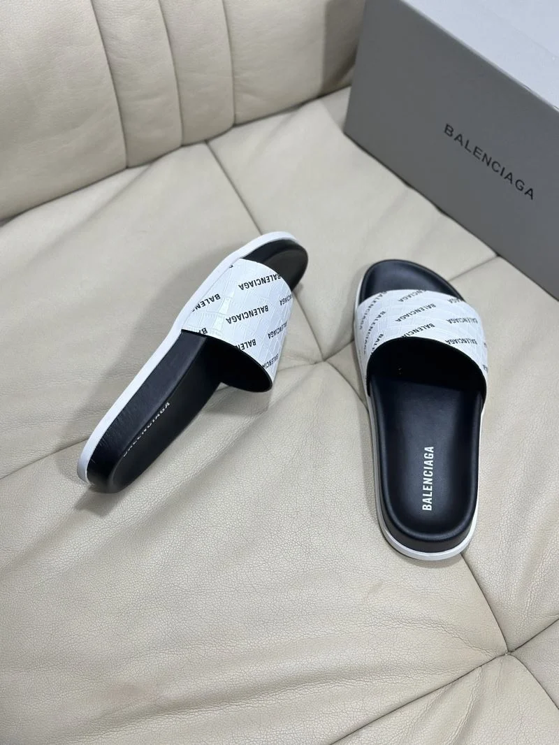 Balenciaga Slippers Trendsetting 16660