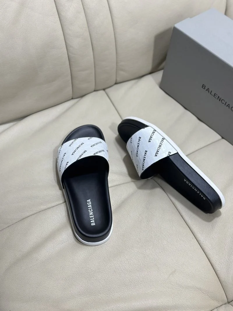 Balenciaga Slippers Trendsetting 16660