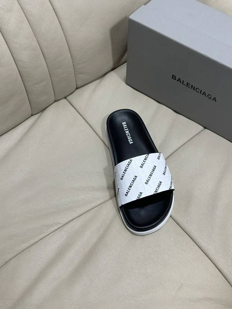 Balenciaga Slippers Trendsetting 16660