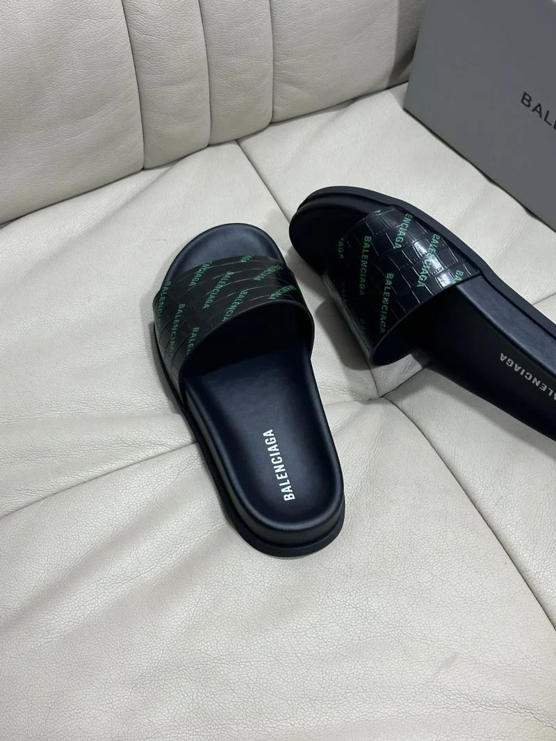 TechFriendly Balenciaga Slippers 16647