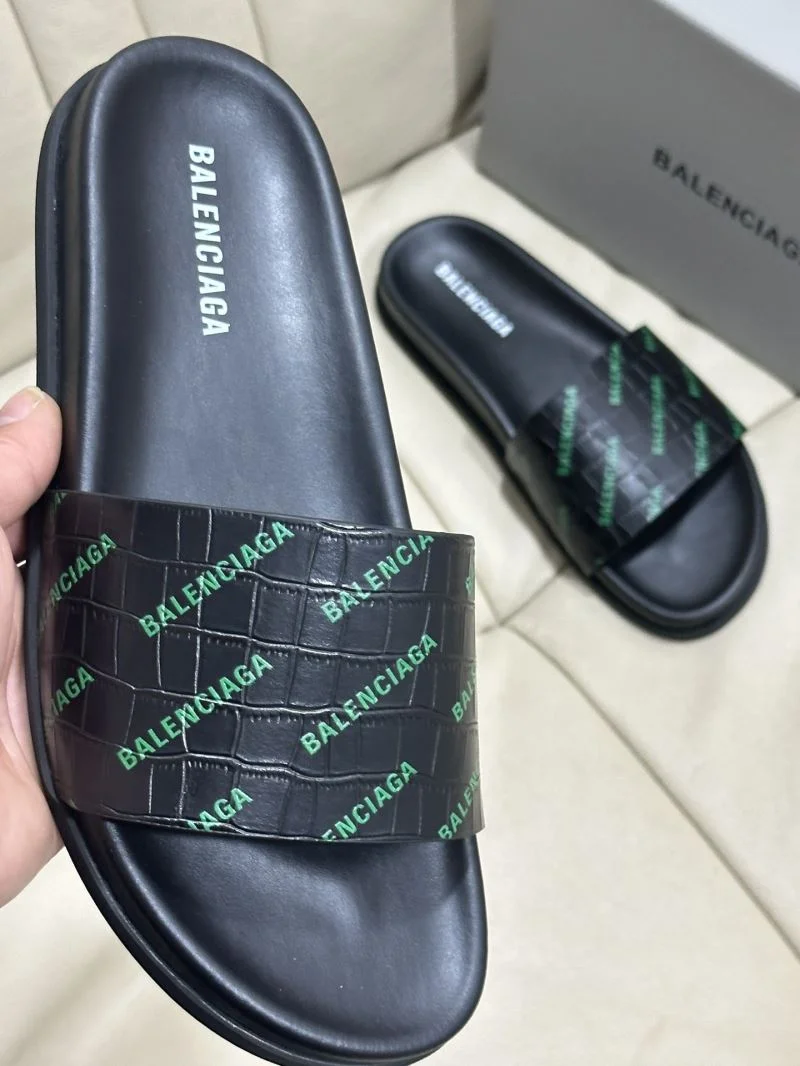 TechFriendly Balenciaga Slippers 16647
