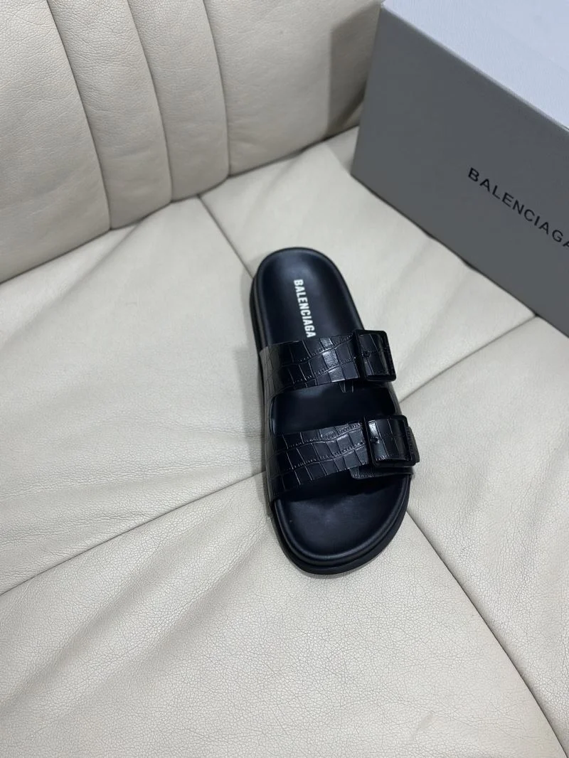 Seasonal Balenciaga Slippers 16596