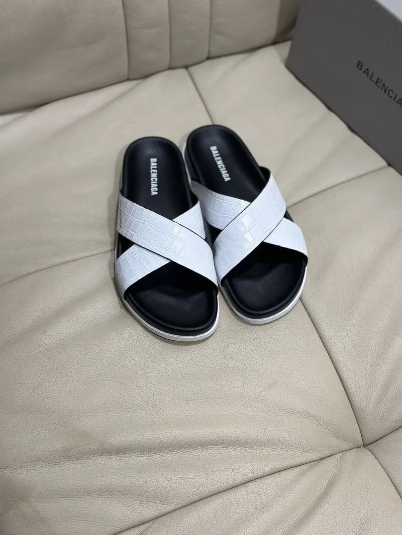 Trendy Balenciaga Slippers 16629