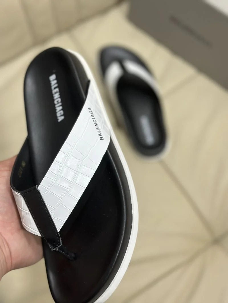 Premium Balenciaga Slippers 16565