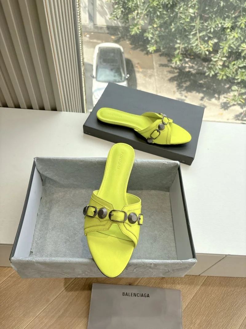 UrbanStyle Balenciaga Slippers 16771