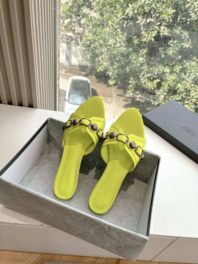 UrbanStyle Balenciaga Slippers 16771